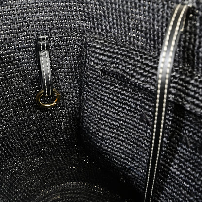 Sac à main vegan made in france Anjara panier en raphia noir et Uppeal alternative au cuir traditionnel, design intemporel, citadin et durable